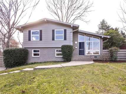 Previously sold for $419,500