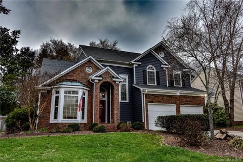 3884 Meadow Ridge Drive