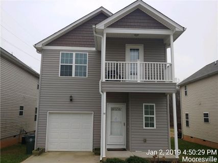 111 High Bluff Circle