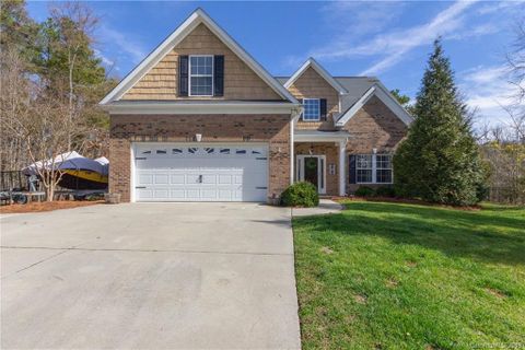 1090 Arrowhead Drive
