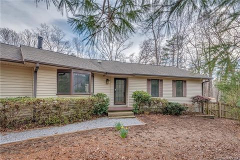 40 General Eddy Trail 16 sold home in Westmoreland Plantation, Tryon, NC