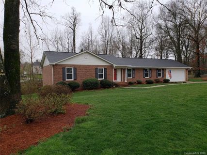 1508 Hathaway Drive