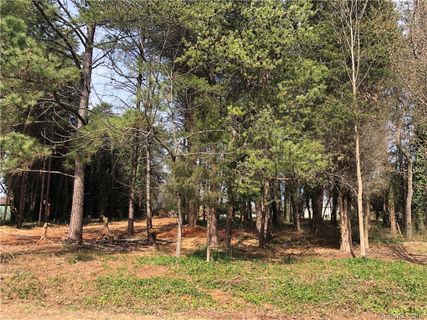 00 Southwood Loop 38 sold home in Marina Village, Mooresville, NC