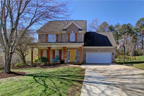 458 Fox Ridge Court