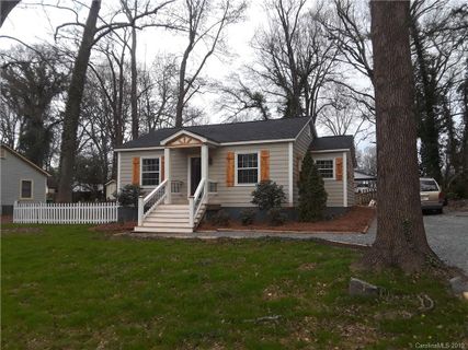 1514 Lisbon Lane