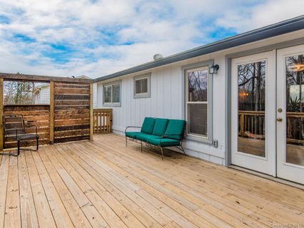21 Oak Hill Drive sold home in J A Baker, Asheville, NC