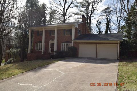 810 Chesterfield Circle