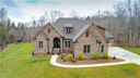 9356 Bridlepath Lane sold home in Mount Pleasant, SC
