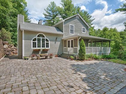 12 Oxbow Crossing sold home in Oxbow Crossing, Weaverville, NC