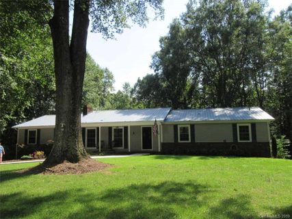 365 Country Club Acres Drive sold home in Country Club Acres, Troy, NC