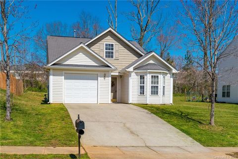 6423 Nevin Glen Drive sold home in Nevin Glen, Charlotte, NC