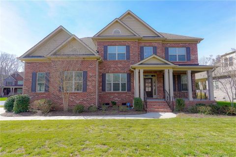 4003 Stonehill Lane