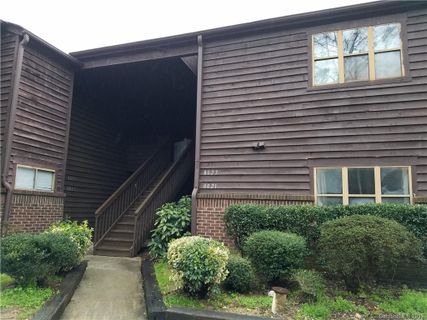 8021 Cedar Glen Drive