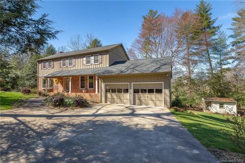 1442 Robinhood Drive sold home in Sherwood Forest, Morganton, NC