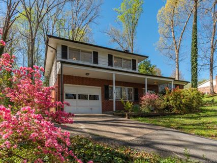 3 Mayfair Drive