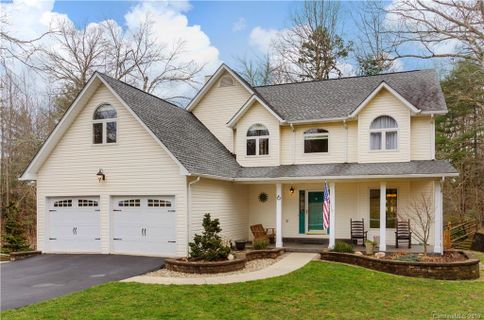 6 South Oaks Circle