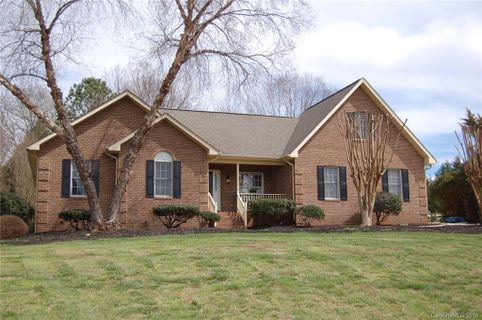 129 Broadbill Drive
