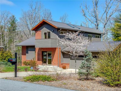 525 Wood Thrush Court
