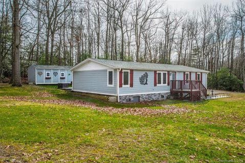 80 Sweet Briar Road sold home in Mountain Meadows, Penrose, NC