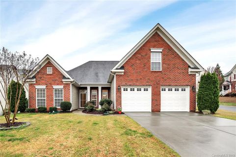 716 Ravenglass Drive