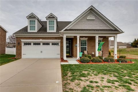 4508 Lanstone Court sold home in Lanstone, Concord, NC