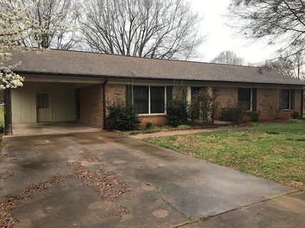 1373 Homestead Drive
