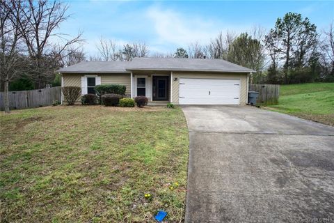 3605 Sweetgrass Lane sold home in Cedar Woods, Charlotte, NC