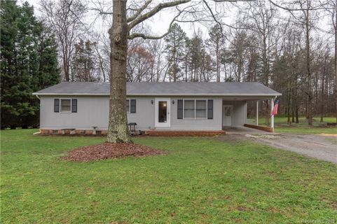 138 Seven Oaks Lane sold home in Beaver Farm, Statesville, NC