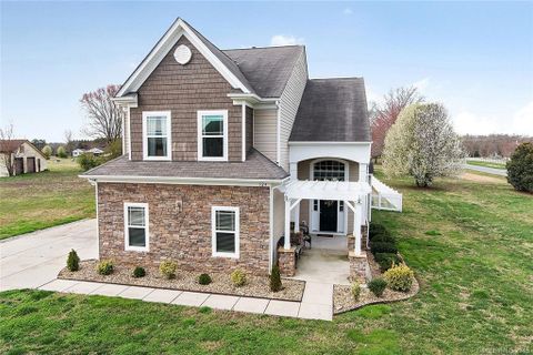 124 Settlers Grove Lane