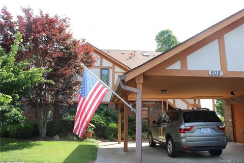 502 Fleetwood Plaza