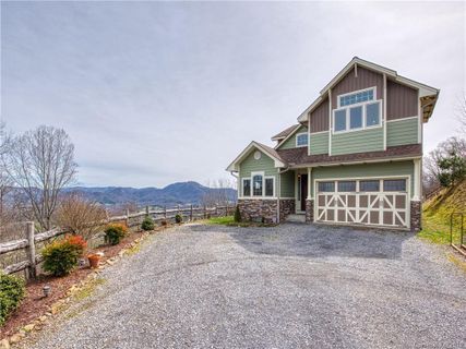 150 Morning Mist Lane sold home in Hawk Mountain, Waynesville, NC