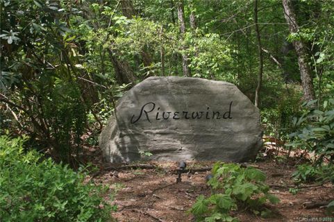 5 Parkway Crescent sold home in Riverwind, Arden, NC
