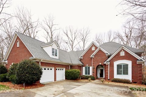 713 Bridgewater Drive 4