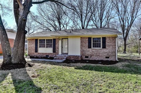946 Pebble Road sold home in Stoney Brook Estates, Rock Hill, SC