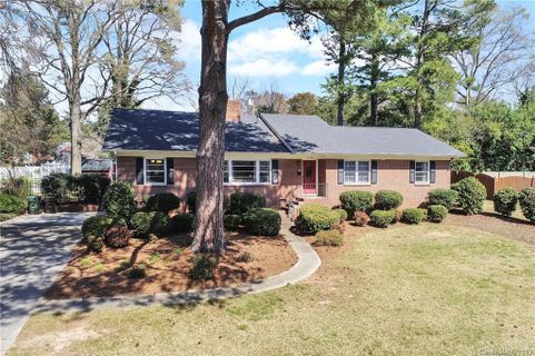1162 Hermitage Road