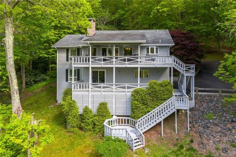 745 Azalea Drive