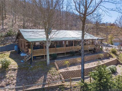 1037 Acres View Drive 14 sold home in Apple Blossom Estate, Waynesville, NC