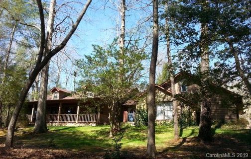 1606 Robinhood Drive