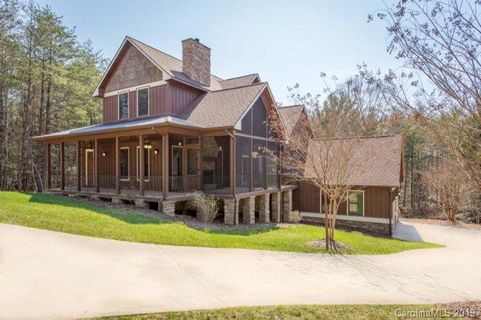4836 Streamside Lane