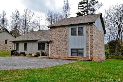 18 Whispering Pines Dr sold home in Whispering Pines, Marion, NC