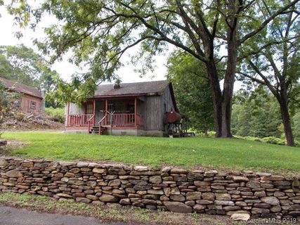 121 Parker Dr sold home in West Marion, Marion, NC