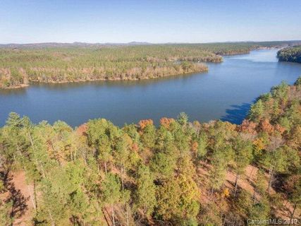 6355 Mcgalliard Pointe Dr Ne sold home in McGalliard Pointe, Valdese, NC