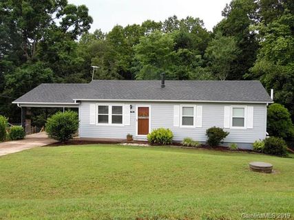 714 Arrowhead Trl sold home in West Marion, Marion, NC