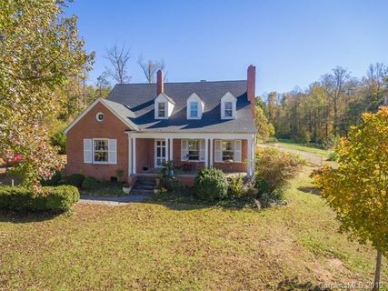 2806 Byrd Road