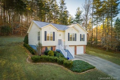 240 Doe Run sold home in River Glen, Morganton, NC