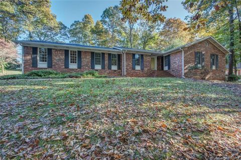 214 Vauxhall Drive sold home in Vauxhall, Shelby, NC