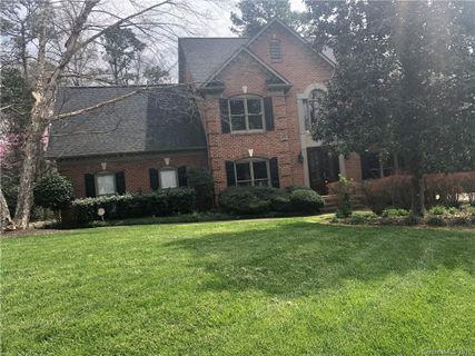 5708 Mallard Grove Road