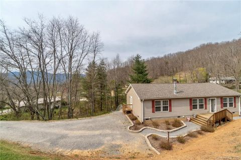 419 Farley Street sold home in Indian Springs, Waynesville, NC