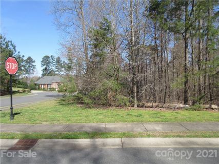 1400 Prestwick Lane