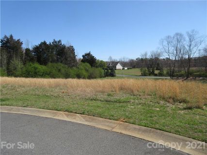 609 Muirfield Drive sold home in Muirfield, Albemarle, NC